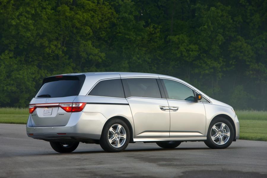  Honda Odyssey 2011 года  (фото 146 из 162)